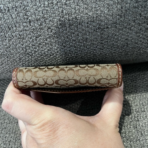 Authentic Coach Signature Monogram Logo Snap Front Card Holder - Picture 4 of 8